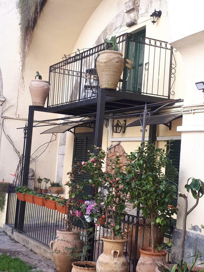 Mamarico' Apartament 卡塔尼亚 外观 照片